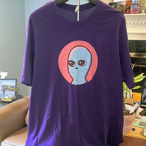 Strange Planet Icon T-Shirt XL Men’s unisex Purple - Picture 2 of 7